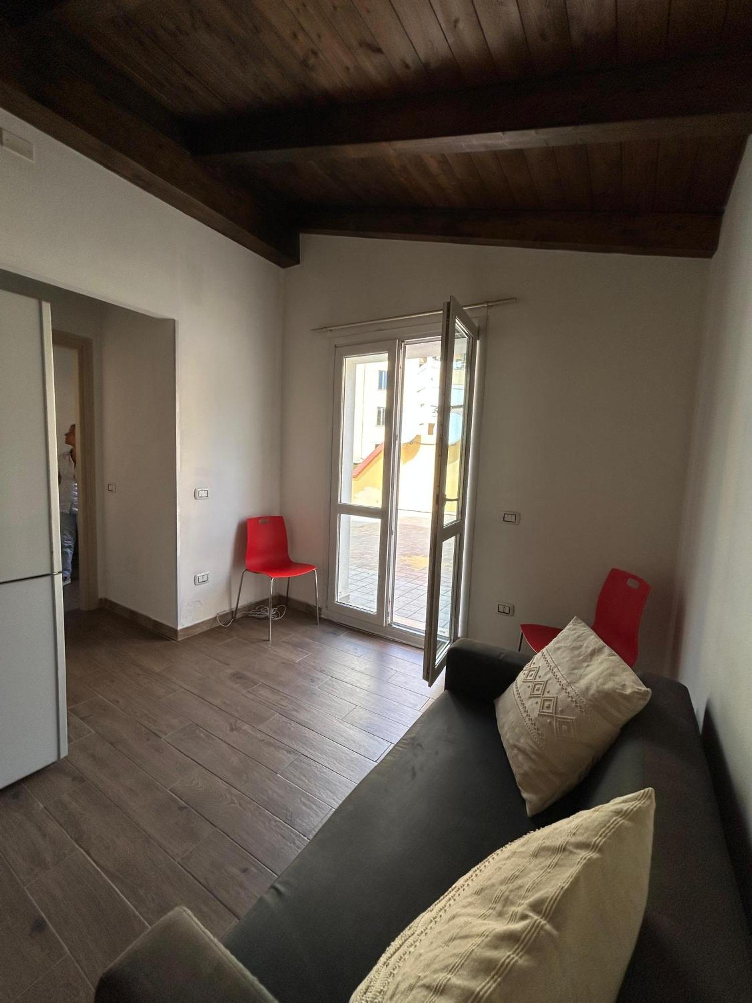 Appartamento Con Terrazzo Privato E Netflix Cagliari Zewnętrze zdjęcie