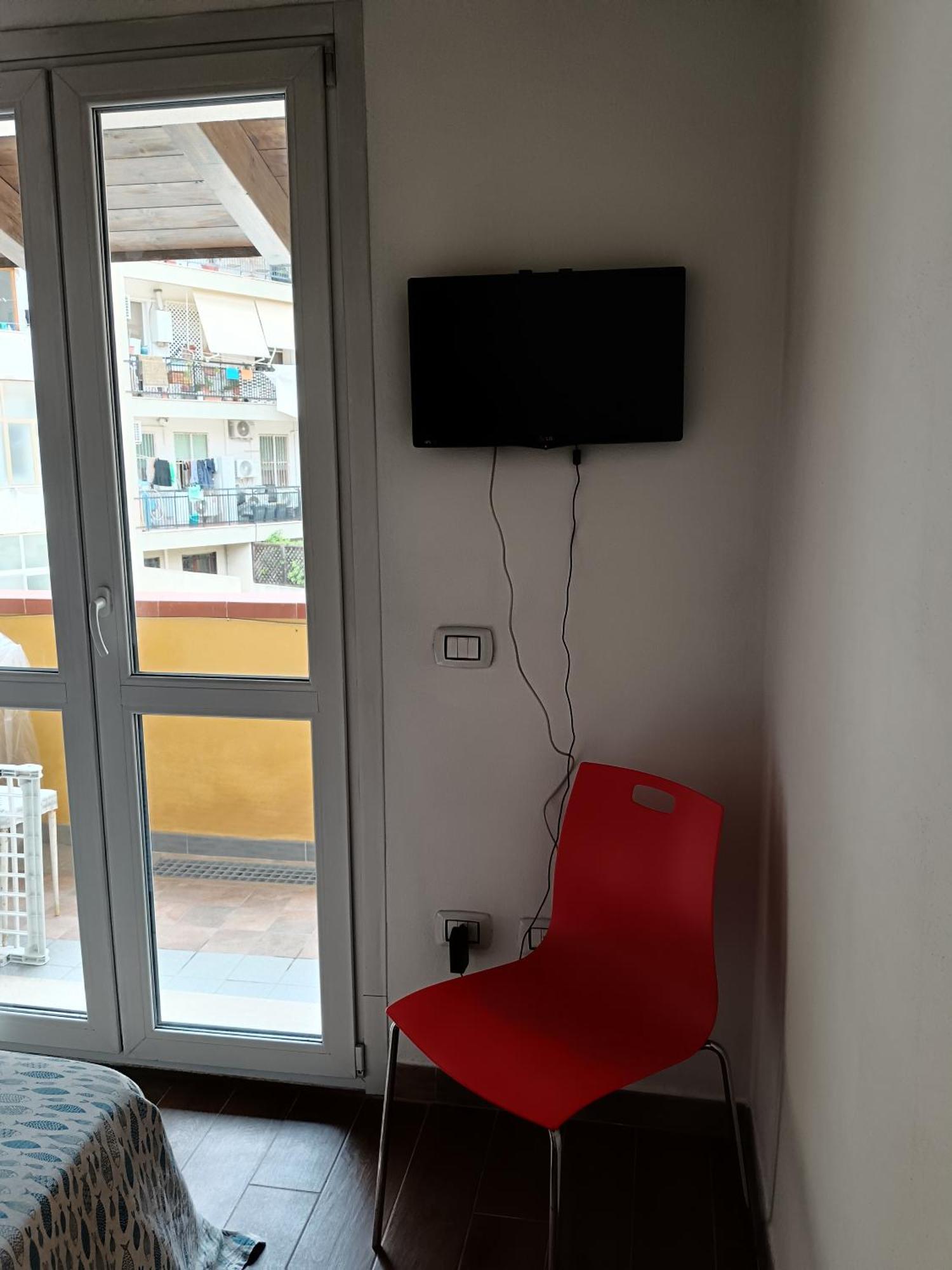 Appartamento Con Terrazzo Privato E Netflix Cagliari Zewnętrze zdjęcie